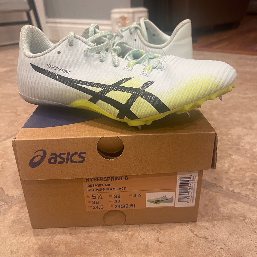 ASICS Hypersprint women’s track cleats. Light Green and Black